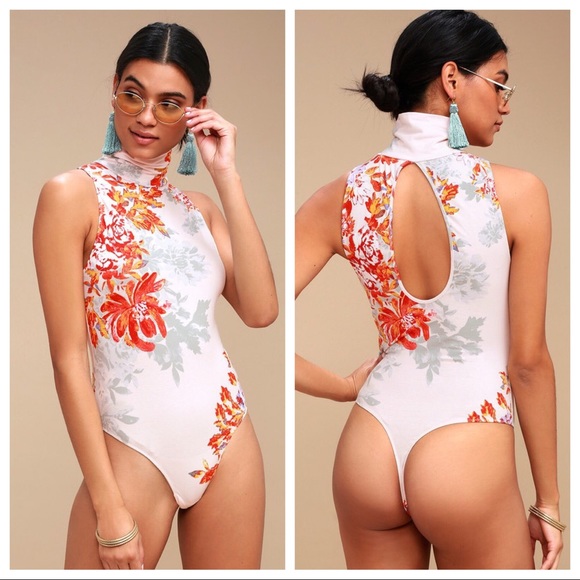 🌺NWT! Free People Floral Print Mock Neck Bodysuit - Picture 2 of 5